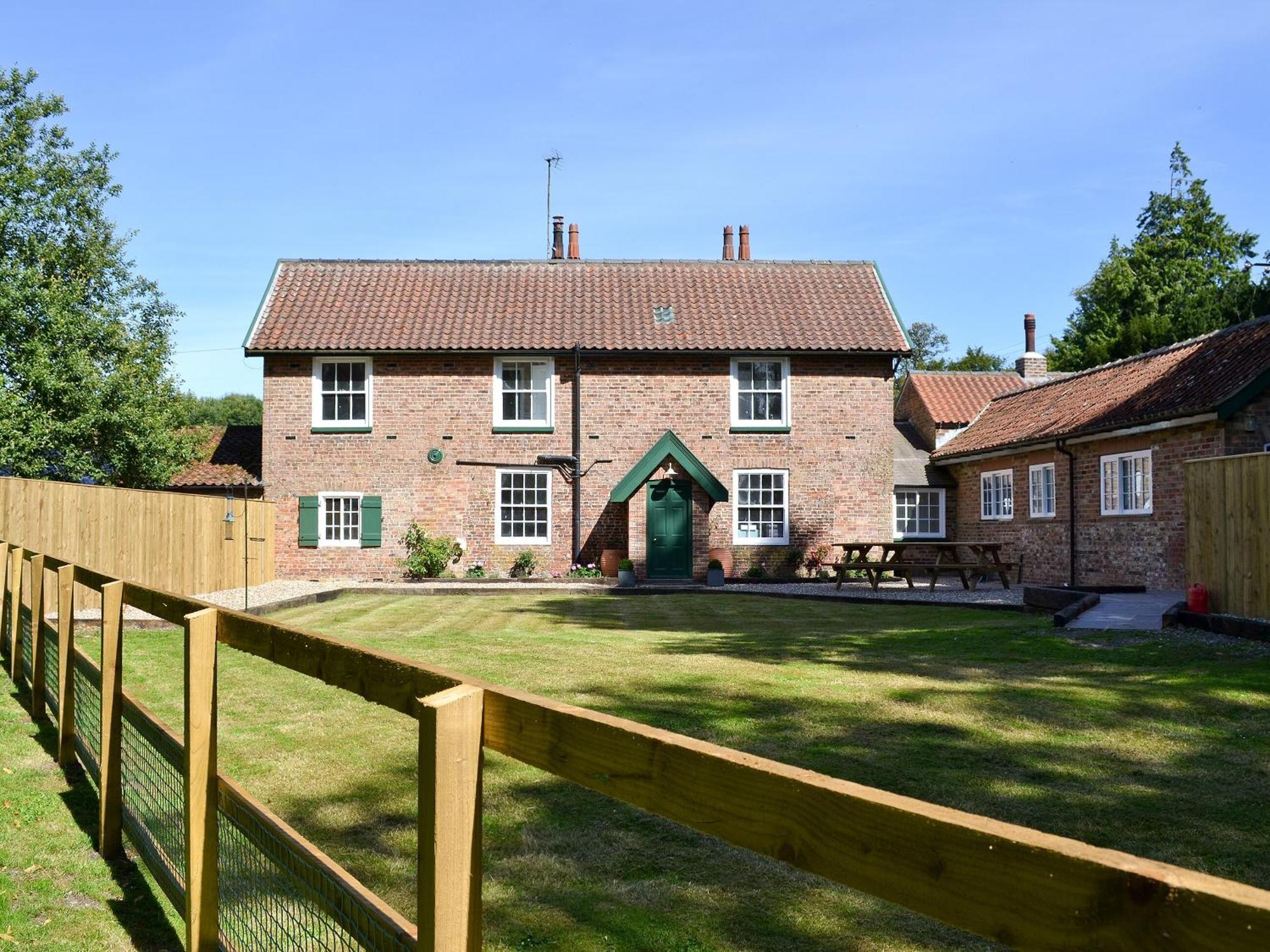 The Garden Cottage Rudston Exterior photo